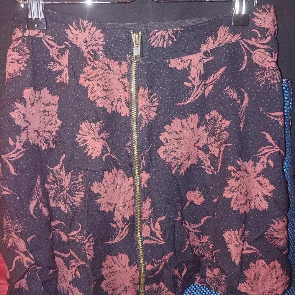 Silence + Noise carnations skirt
